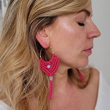 My project in Macramé Jewelry course. Un progetto di Artigianato e Creatività di Ania Czajkowska - 14.02.2021