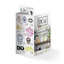 4 fold brochure. Un proyecto de Br, ing e Identidad, Diseño y Diseño editorial de Adan Gómez - 13.02.2021