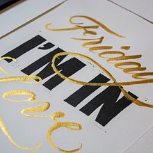 Friday I'm in love - Linocut + Watercolor Calligraphy. Calligraph, Printing, H, Lettering, and Lettering project by Javier Piñol - 02.17.2021