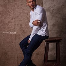 One Light, One Person. Studio Photograph project by Bruno Campos - 09.19.2020