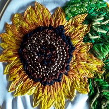 Mágico Girasol. . Bordado projeto de Eliana Montoya Gómez - 27.02.2021