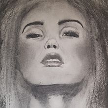 Charcoal Face. Un progetto di Illustrazione tradizionale di vonnee11 - 27.02.2021
