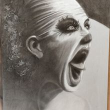 Follia. Un proyecto de Dibujo de Retrato de Antonella - 04.03.2021
