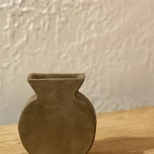 My project in Creating Your First Ceramic Vessel course. Ceramics project by bkolendrianos - 03.09.2021