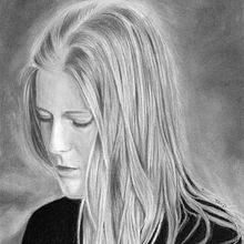 My project in Realistic Portrait with Graphite Pencil course. Un projet de Illustration traditionnelle, Beaux Arts, Esquisse , Dessin au cra, on, Dessin, Dessin de portrait, Dessin réaliste, Dessin artistique , et Dessin anatomique de Thomas Björnberg - 12.10.2021