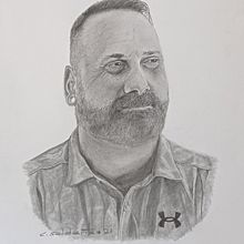 Retrato a Héctor. Pencil Drawing, Artistic Drawing, Portrait Drawing, and Realistic Drawing project by Carlos Saldaña Arjomil - 02.06.2021