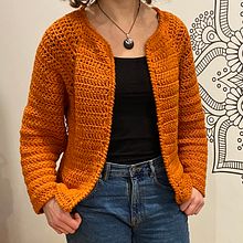 Mi primera chaqueta top down. Projekt z dziedziny Sz i dełkowanie użytkownika Belén Tralará - 07.03.2021
