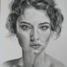 Mi Proyecto del curso: Retrato realista con lápiz de grafito. Un proyecto de Ilustración tradicional, Bellas Artes, Bocetado, Dibujo a lápiz, Dibujo, Dibujo de Retrato, Dibujo realista, Dibujo artístico y Dibujo anatómico de paloma_ochoa_1 - 08.03.2021