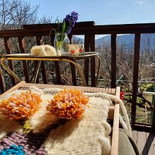 My project in Tapestry Weaving in a High-Warp Loom course. Un proyecto de Artesanía, Decoración de interiores, Tejido e Interiorismo de Anna Doneva - 10.03.2021