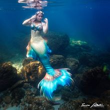 Sara Mermaid  un progetto realizzato con la mia collaboratrice  sirena  Sara Lacort  instagram #valkyriainside progetto realizzato interamente sott acqua in mare .  . Fotografie, Fotografie portret, Fotografie digitală și Fotografie Post-producție de simone pollastrini - 03.12.2021