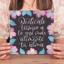 Mi Proyecto del curso: Lettering con acuarelas metálicas. H, Lettering, Traditional illustration, Botanical Illustration, Lettering, and Watercolor Painting project by Letters by Jess - 03.16.2021