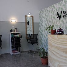 Andrea Victoria - Peluquería y Estética. Instagram project by Andi Piantanida - 03.13.2021