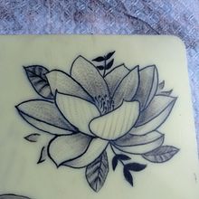 Flor de loto. Tattoo Design project by Juan Carlos Bonilla - 04.15.2021