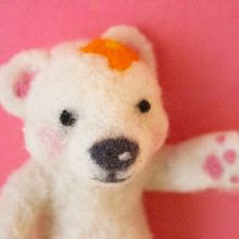 Mi Proyecto del curso: Needle felting: creación de personajes con lana y aguja. Un proyecto de Diseño gráfico de Osa Polar - 16.03.2021