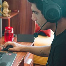 Retrato para Jano Baca - Actor y locutor. Un progetto di Fotografia e Fotografia di ritratto di Arantxa Olortegui - 17.03.2021