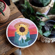 My project in Introduction to Botanical Embroidery course Ein Projekt aus dem Bereich Stickerei von Lucy Pote - 18.03.2021