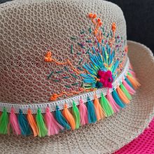 Bordado libre, corazón contento. Un progetto di Ricamo, Creatività, Fashion design e DIY di Lina Barco - 18.03.2021