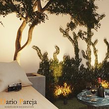 Diseño Conceptual de Patio Introspectivo como espacio multifuncional para el bienestar integral de sus habitantes . Design de interiores, Modelagem 3D, Paisagismo, e Decoração de interiores projeto de Dario Pareja Diaz - 18.03.2021