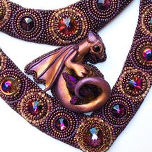 'Mystic Dragon' Bead Embroidery Necklace. Projekt z dziedziny  Haft i Projektowanie biżuterii użytkownika Bonita Hendriks - 15.06.2015