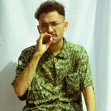 Green with envy (self-portrait). Un projet de Autoportrait photographique de Wesley Siqueira - 20.03.2021