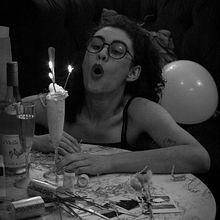 IT'S MY HEARTBREAK. Un progetto di Autoritratto fotografico di margo Santiago - 20.09.2020