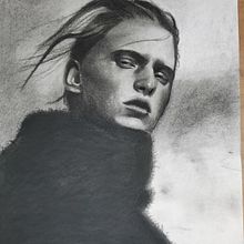 My project in Artistic Charcoal Portraiture: Creating Atmosphere course. Desenho projeto de bluejeanswhiteshirt - 21.03.2021