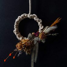 Spring wreath with dried flowers. Design, Decoration, DIY & Interior Decoration project by Elena Claudia Vasile - 03.22.2021