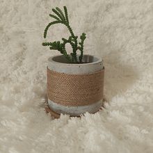 Potes de concreto. Interior Architecture project by Ana Villarreal - 03.22.2021