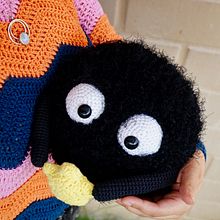 Conejo de polvo o Susuwatari. Embroider project by Jocelin Gonzalez - 03.28.2021