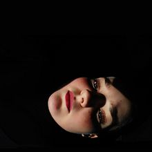 Floating Head. Un projet de Photographie, Photographie artistique, Photographie smartphone, Photographie de portrait, Photographie numérique , et Photographie pour Instagram de Alba Morote Morales - 31.10.2019