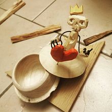 boite à thé tourné et sculpté au couteau et à la hache. Creativit project by Cyril Sormani - 04.06.2021