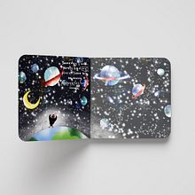 The tiny square book for little children and adults who believe that life is only beginning.... Un progetto di Illustrazione infantile di Maria Ivanova - 07.02.2020