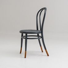 Mi Proyecto del curso: Restauración y transformación de muebles para principiantes. Un proyecto de Decoración de interiores y DIY de Antic&Chic - 07.04.2021