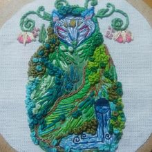la montaña. Een project van Borduurwerk y Traditionele illustratie van Tanja Tabita Isolde - 06.04.2021