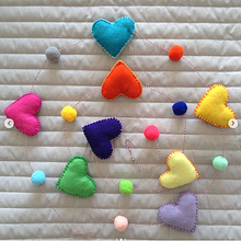 PAÑOLENCI GUIRNALDAS Y OTROS. Un projet de Couture , et Conception de jouets de Camila Aguirre Piña - 12.04.2021