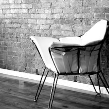 Chair for the tired parent. Un projet de Design, Fabrication de mobilier , et Design industriel de Addison Carter - 07.04.2021