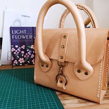 Mi Proyecto del curso: Creación de bolsos de cuero artesanales para principiantes. Projekt z dziedziny Craft użytkownika Lucia Rodriguez Trinidad - 07.04.2021