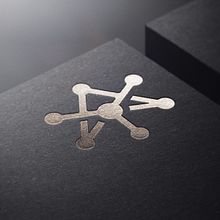 Akxom. Un proyecto de Br, ing e Identidad, Diseño de logotipos y Naming de Artídoto Estudio - 08.04.2021