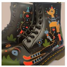 Custom. Un projet de Illustration traditionnelle de Cristian Turdera - 08.07.2019