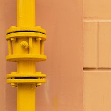 Yellow is my answer to all doubts. Projekt z dziedziny Fotografia architektur,  Fotografia plenerowa i Fotografia użytkownika Catherine Kozhevnkova - 09.04.2021