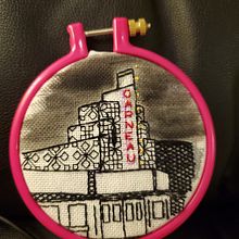 My project in Introduction to Blackwork Embroidery course. Un progetto di Ricamo di Demmi Dupri - 10.04.2021