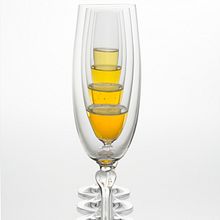 Cristal. Un proyecto de Fotografía, Fotografía de estudio, Fotografía de producto y Fotografía digital de Elisa Olalla Peréz - 12.04.2021