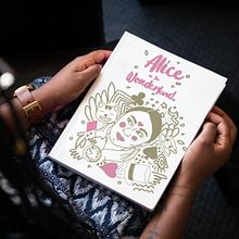 Meu projeto do curso: Introdução à ilustração infantil Alice in the Wonderland. Un proyecto de Ilustración tradicional de Rahel - 14.04.2021