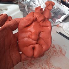 Play with clay. Un proyecto de Cerámica de Efi Tsougeni - 21.04.2021