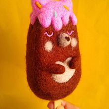 Meu projeto do curso Popsicle de chocolate com cobertura de morango.. 3D, 3D Design, Arts, Crafts, Design, and 3D Character Design project by Bruna Rafaela Truta da Silva - 04.16.2021