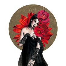 Mujer entre Flores Rojas. Projekt z dziedziny  Kolaż,  R, sunek, Trad, c, jna ilustracja,  R, sunek atramentem, Ilustracja c, frowa, Instagram i Malowanie akwarelą użytkownika Priscilla Carrera Murray - 19.07.2020