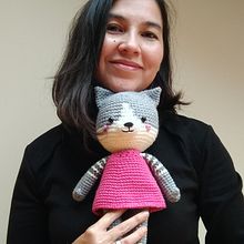 Gatita Satsuki . % Natalie Manqui Manfé tarafından hazırlanan Tığ işi projesi - 04.19.2021