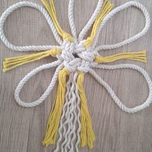 Mi Proyecto del curso: Muestrario de nudos de macramé . Macramé, and Fiber Arts project by Nat Torres - 04.20.2021