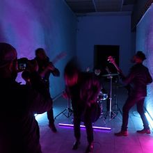 Mi Proyecto del curso: Realización de vídeos musicales low cost. Un progetto di Produzione audiovisiva di Guillermo Guerrero - 01.03.2021