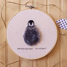 Pingüino Emperador  •  APTENODYTES FORSTERI . Embroider project by Karla Lorca - 12.15.2020